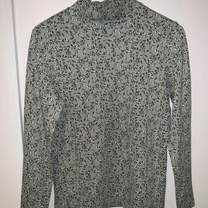 Floral Turtleneck!